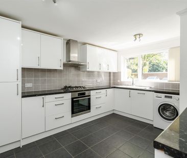 2 bed apartment to rent in White House Way, Solihull, B91 - Photo 6