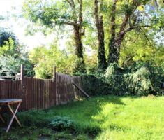 2 BEDROOM House - Terraced - Photo 2