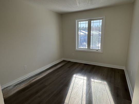 For Lease - 247 HUNTERBROOK Street, Kanata, Ontario - Photo 1