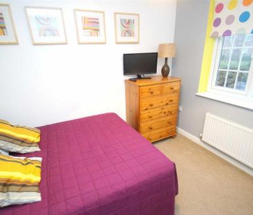 4 bedroom townhouse to rent - Photo 1