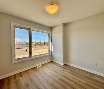 For Lease - 822 Fairline Row, Kanata, Ontario - Photo 1