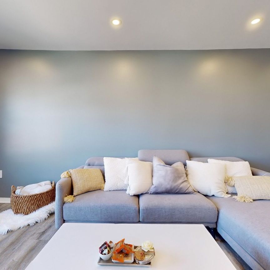 For Lease - 120 D'ambrosio Drive Unit# 34, Barrie, Ontario - Photo 1