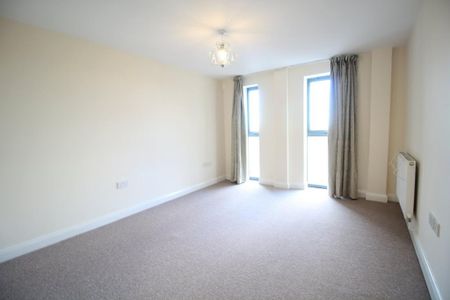 1 bedroom flat to rent - Photo 5