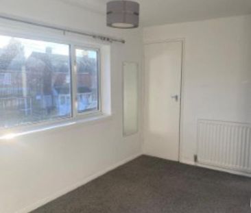 2 bedroom semi-detached house to rent - Photo 6