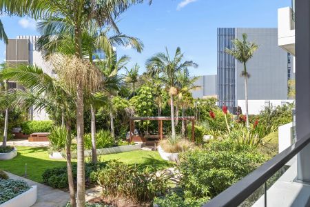 Rockpool Apartments - Contemporary Coastal Living - Lift Access - Photo 5