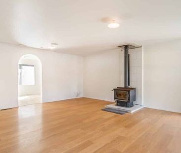 38 Enfield Street, Wainuiomata, Lower Hutt - Photo 2