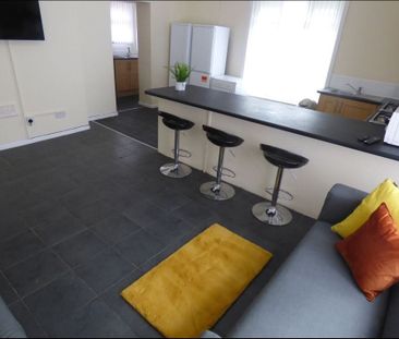 9 Bed Detached House, Smithdown Road, L15 - Photo 5