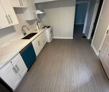 For Lease - 25 Howard Street Unit# Apt.2 Room B, Toronto, Ontario - Photo 2