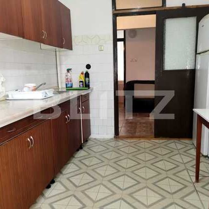 Apartament 3 camere, 64 mp, mobilat si utilat, balcon, zona Piata Zorilor - Photo 1