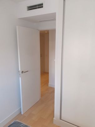 Piso de alquiler en Carrer de L'escultor Viciano, 1, Casco Histórico - Photo 1