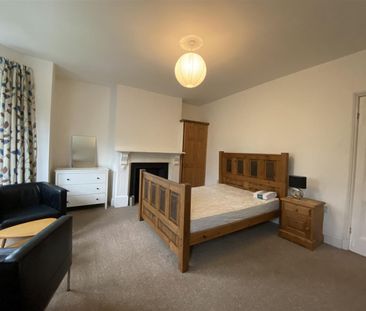 Coronation Road, Southville, Bristol - Photo 2