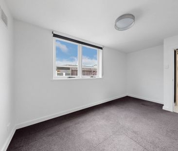 Stylish 1-Bedroom Unit – Excellent Location & Comfort - Photo 3