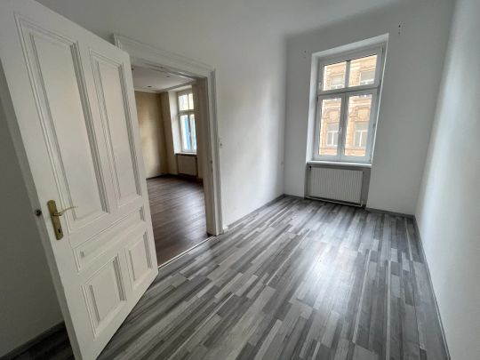 PROVISIONSFREI - SONNIGE 3 ZIMMERWOHNUNG - NÄHE U6 GUMPENDORFERSTRASSE UND MARIAHILFERSTRASSE - 2 er WG GEEIGNET - Photo 1