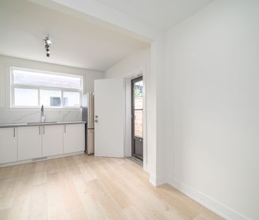 For Lease - 13 Mansfield Avenue Unit# 2, Toronto, Ontario - Photo 1