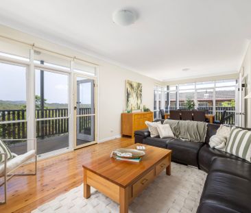 Furnished Coastal Family Home - Photo 2