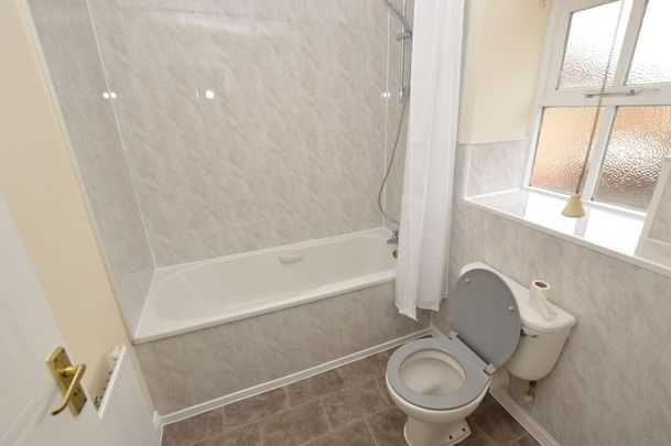 2 bedroom house to rent - Photo 1