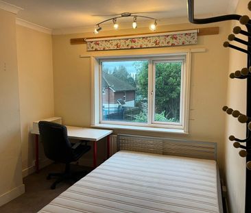 Room in a Shared House, Burgess Road, SO16 - Photo 6