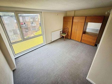 Middle Hay View, Sheffield, S14 - Photo 4
