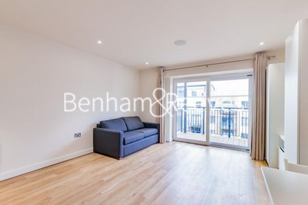 Studio to rent - Photo 2