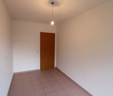 Een instapklaar appartement op de benedenverdieping links van de re... - Photo 2