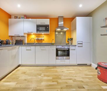 Available unfurnished from 14/11/2025 - Photo 2