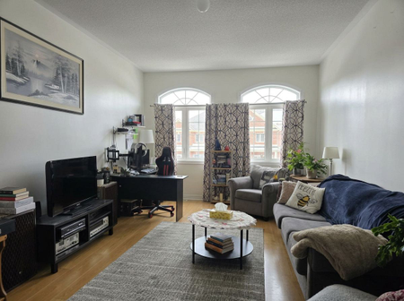 For Lease - 395 Krotz Street, North Perth, Ontario - Photo 3