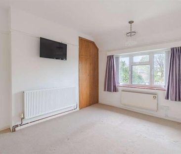 Churchill Close, Sturminster Marshall, Wimborne, Dorset, BH21 - Photo 5