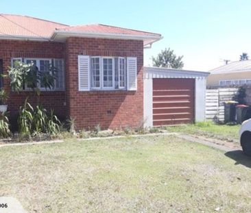 Lovely living in May - Photo 4