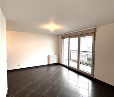 1 pièce - 32,94 m² - 1er étage - Colocation non autorisée - Photo 4