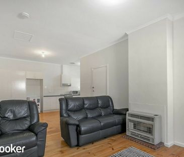 Well-Maintained 3-Bedroom Family Home - Photo 5