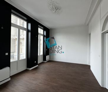 Face au Palais des Beaux-Arts – Élégant T2 rénové à neuf - Photo 5