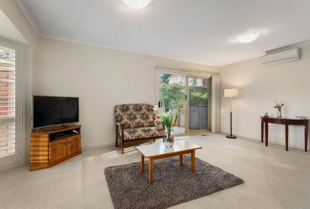 11 Simla St , MITCHAM - Photo 4