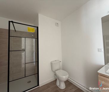 Location Appartement 2 pièces 41m² - Photo 5