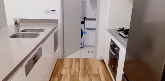 1 Jackson Drive, Sydney - Photo 2