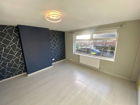 Havenwood Rise, Clifton, Nottingham - Photo 4