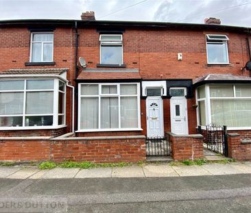 Leicester Avenue, Horwich, Bolton, Greater Manchester, BL6 - Photo 2