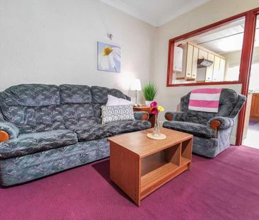 4 bedroom semi-detached house to rent - Photo 1