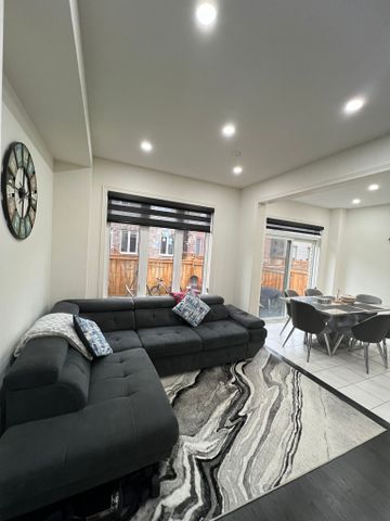 For Lease - 85 Cobriza Crescent, Brampton, Ontario - Photo 3