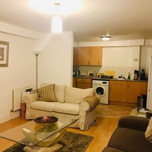 Clayton Road, Hayes, UB3 1AX - Photo 2