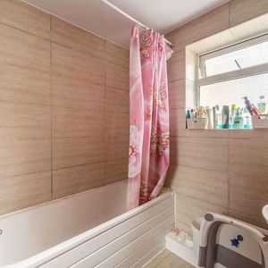 Aran Drive, Stanmore, HA7 - Photo 3