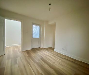 1 bedroom bungalow to rent - Photo 4