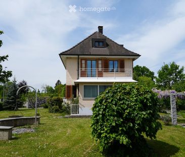 6½-Zimmer-Einfamilienhaus modern renoviert - Foto 3