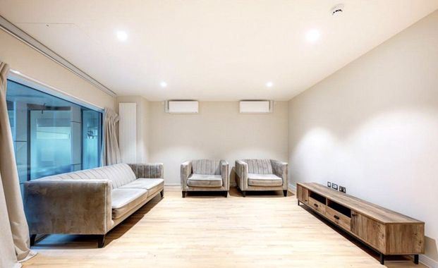 Star Yard, WC2A - Photo 1