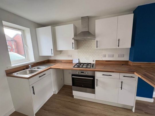 Haywood Village, Weston-super-Mare, North Somerset - Photo 1