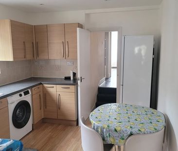 1 Bed Flat, Moselle Avenue, N22 - Photo 3