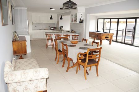 5-bedroom shared house, Plover Place - Photo 3