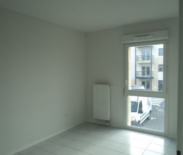 Location Appartement 3 pièces 56m² - Photo 2