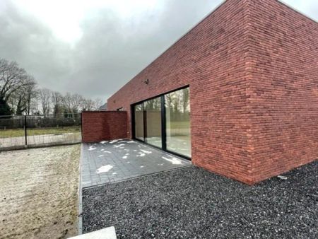 Prachtige nieuwbouw, moderne en energievriendelijke villa met 3 slaapkamers en tuin te Tessenderlo! - Photo 4