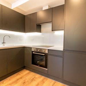 Heath Road, Twickenham, Twickenham, TW1 - Photo 2