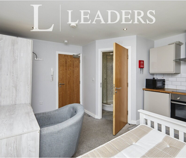 Studio to rent - Photo 6